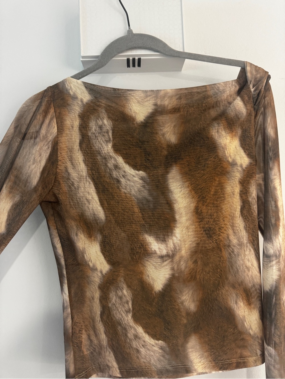 Reformation Bronze Tie-Dye Off-Shoulder Top NWT - Picture 4 of 4